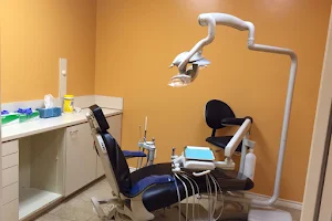 Aura Dental image
