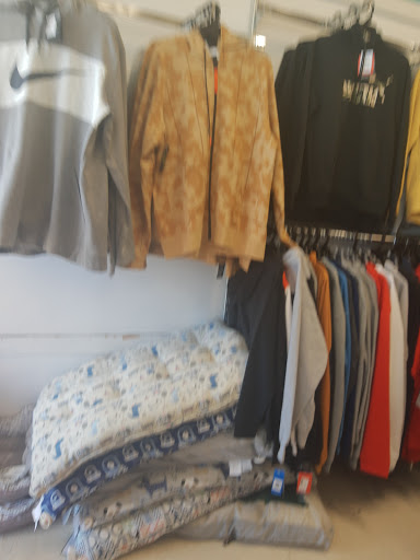 Clothing Store «Rugged Wearhouse», reviews and photos, 6096 Rose Hill Dr, Alexandria, VA 22310, USA