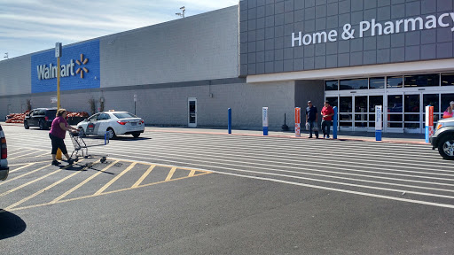 Department Store «Walmart Supercenter», reviews and photos, 4807 Valley View Blvd NW, Roanoke, VA 24012, USA