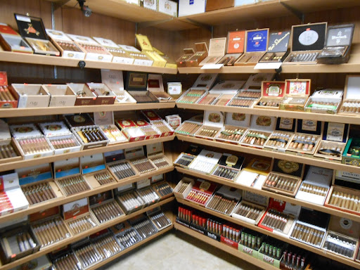 Tobacco Shop «Tobacco Plus», reviews and photos, 6 Eagle St, Asheville, NC 28801, USA