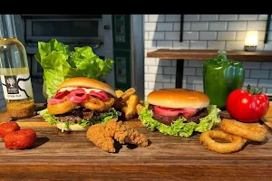 Din Burger Bar image