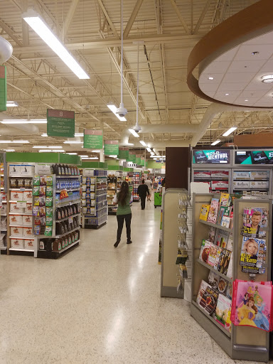 Supermarket «Publix Super Market at Columbia Promenade», reviews and photos, 1910 N John Young Pkwy, Kissimmee, FL 34741, USA