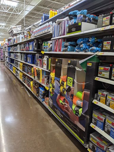 Tire Shop «Walmart Tires & Auto Parts», reviews and photos, 8990 Turkey Lake Rd, Orlando, FL 32819, USA