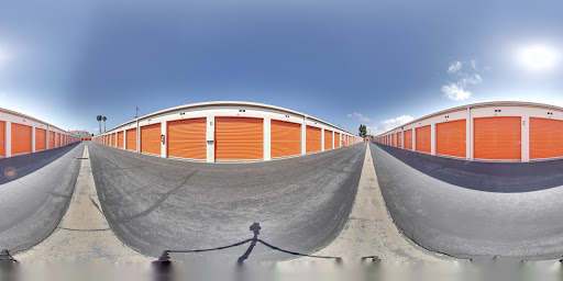 Self-Storage Facility «Public Storage», reviews and photos, 4460 Del Amo Blvd, Torrance, CA 90503, USA