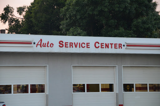 Auto Repair Shop «Chumbleys Auto Care», reviews and photos, 110 S Jefferson Way, Indianola, IA 50125, USA