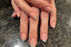 Posh Nails image