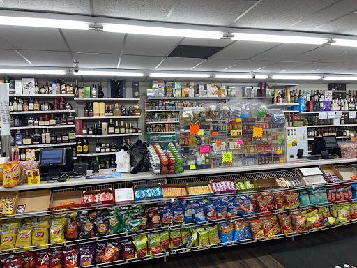 Liquor Store «Liquor Zone», reviews and photos, 3310 W Broadway, Louisville, KY 40211, USA