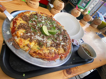 MERCADO GASTRONóMICO JACARANDA