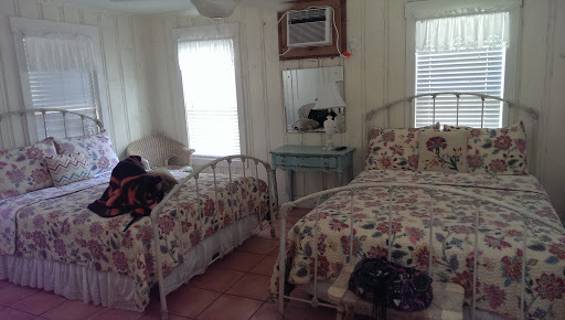 Indoor Lodging «Little Bay Club», reviews and photos, 1801 Broadway St, Rockport, TX 78382, USA