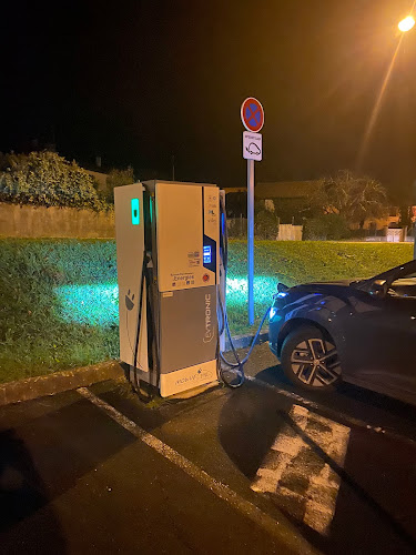 Borne de recharge de véhicules électriques SYDEC Landes Charging Station Habas
