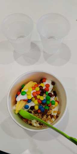 Frozen Yogurt Shop «Yogurtland», reviews and photos, 1000 N Western Ave #102, San Pedro, CA 90732, USA