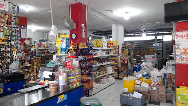 Opiniones de Comercial Morales en Puerto Quito - Supermercado