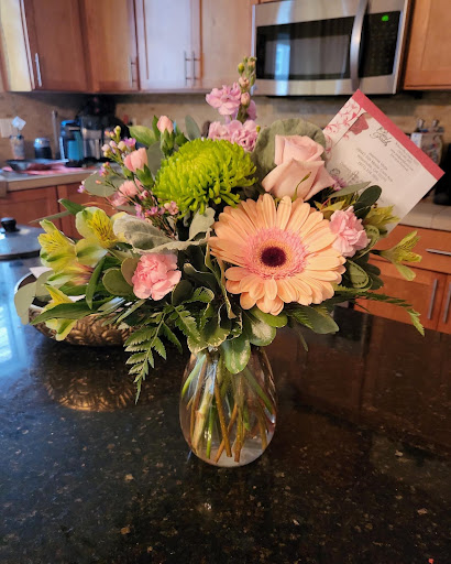 Gift Shop «Petal Patch», reviews and photos, 29955 SW Boones Ferry Rd, Wilsonville, OR 97070, USA