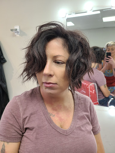 Beauty Salon «Serendipity Salon», reviews and photos, 309 S Hickory Dr, Bloomington, IN 47403, USA