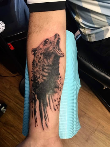 Tattoo Shop «Incredible Ink Tattoo», reviews and photos, 37 New Orleans Rd, Hilton Head Island, SC 29928, USA