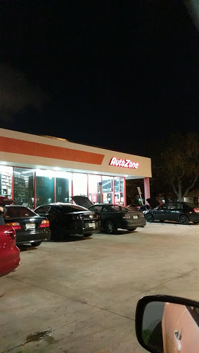 Auto Parts Store «AutoZone», reviews and photos, 1530 N Federal Hwy, Hollywood, FL 33020, USA