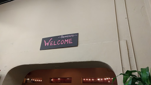 Pizza Restaurant «Rio De Gelato», reviews and photos, 102 Navarro St, San Antonio, TX 78205, USA