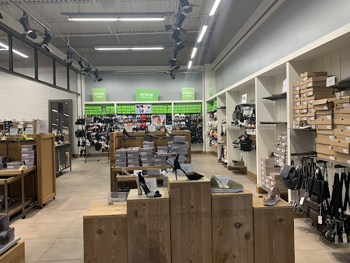 Shoe Store «DSW Designer Shoe Warehouse», reviews and photos, 1366 Hooper Ave, Toms River, NJ 08753, USA