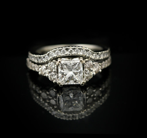 Jewelry Designer «ABRACADABRA Jewelry/Gem Gallery», reviews and photos, 205 E Liberty St, Ann Arbor, MI 48104, USA