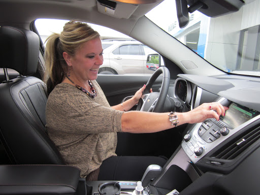 Chevrolet Dealer «Runde Chevrolet», reviews and photos, 780 Hwy 35, East Dubuque, IL 61025, USA