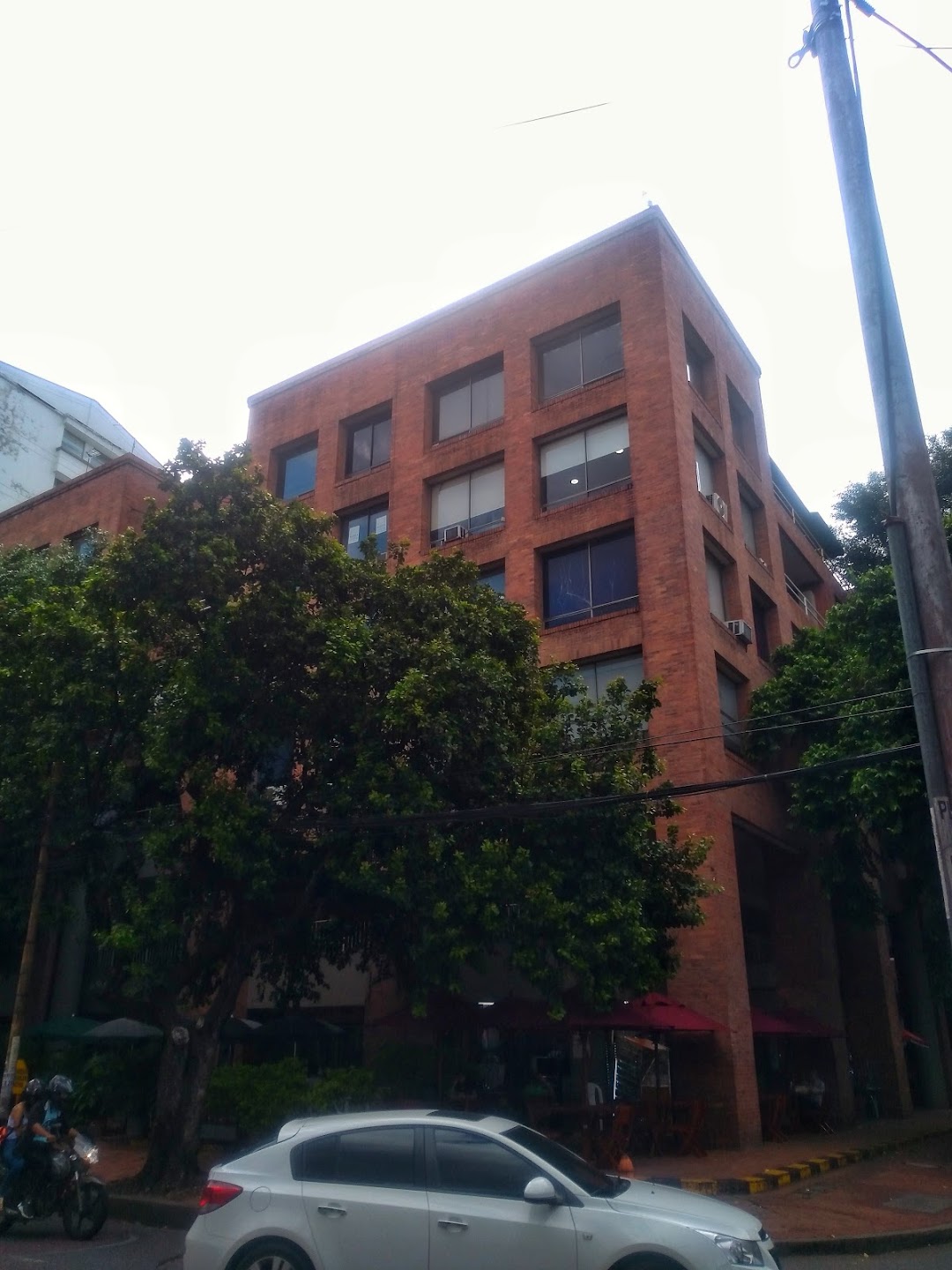 Edificio Empresarial Centenario 2