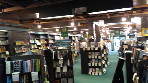 Book Store «Bay Books», reviews and photos, 1029 Orange Ave, Coronado, CA 92118, USA