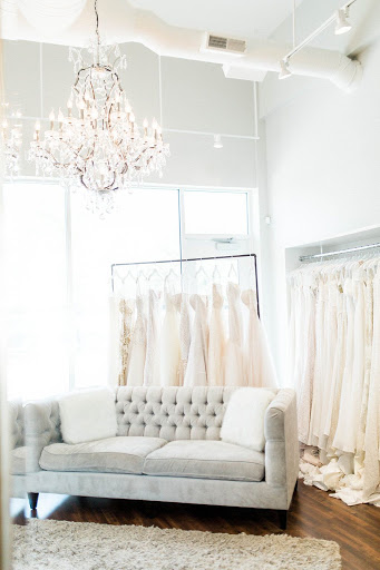 Wedding Store «Ready or Knot Wedding Chic», reviews and photos, 11009 Elm St, Omaha, NE 68144, USA
