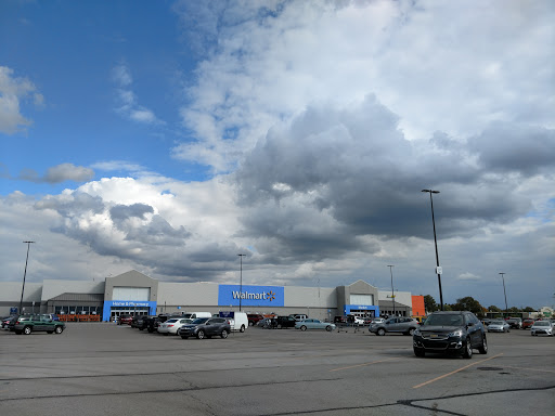 Department Store «Walmart Supercenter», reviews and photos, 14800 Fort Campbell Blvd, Oak Grove, KY 42262, USA