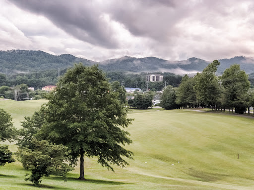 Golf Course «Gatlinburg Golf Course», reviews and photos, 520 Dollywood Ln, Pigeon Forge, TN 37863, USA