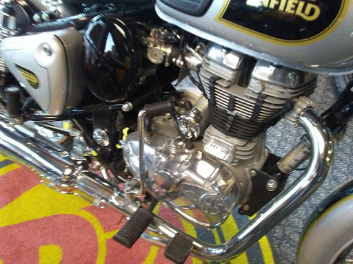 Motorcycle Dealer «Foothills BMW/Triumph Motorcycles», reviews and photos, 1435 Wadsworth Blvd, Lakewood, CO 80214, USA