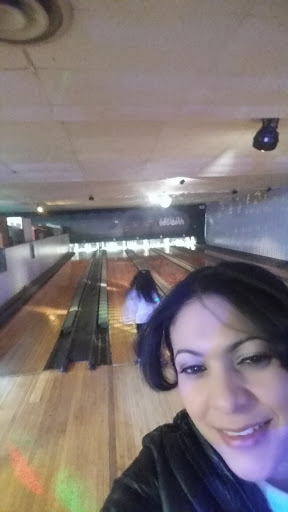 Bowling Alley «Devon Duckpin Lanes», reviews and photos, 551 Naugatuck Ave, Milford, CT 06460, USA