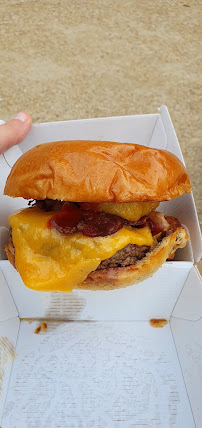 Cheeseburger du Restaurant américain PNY CITADIUM à Paris - n°11