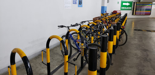 Estacionamiento Bicicletas Lomas Plaza