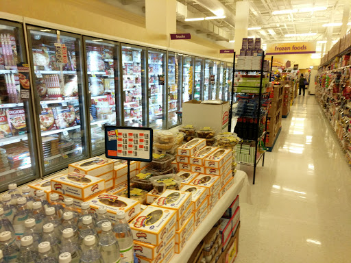 Supermarket «Stop & Shop Supermarket», reviews and photos, 665 American Legion Dr, Teaneck, NJ 07666, USA