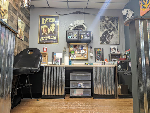 Tattoo Shop «Celebrity Tattoos», reviews and photos, 9520 Highland Rd, White Lake, MI 48386, USA