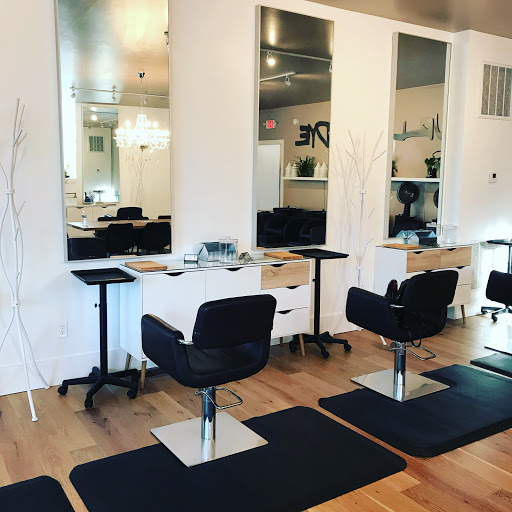 Hair Salon «Curl Up and Dye Salon», reviews and photos, 2 Pond Ave, Newport, RI 02840, USA