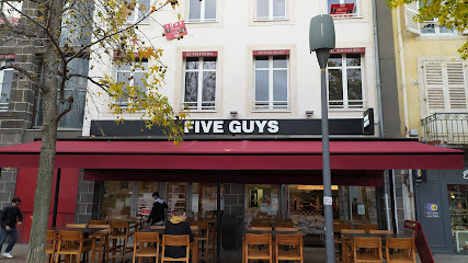 Five Guys Clermont-Ferrand - 44 Pl. de Jaude, 63000 Clermont-Ferrand, France