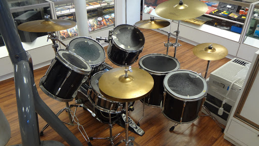 Pawn Shop «Mad Dog Pawn», reviews and photos, 3324 Manatee Ave W, Bradenton, FL 34205, USA