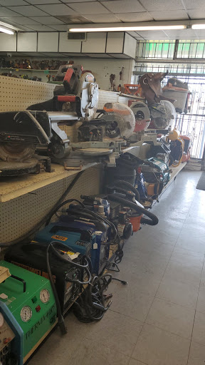 Pawn Shop «Circle Pawn», reviews and photos, 2801 Southmore Ave, Pasadena, TX 77503, USA