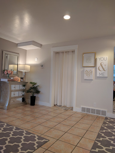 Bridal Shop «Gowns By Pamela - Bridal Gown Rental», reviews and photos, 394 W Main St, Lehi, UT 84043, USA