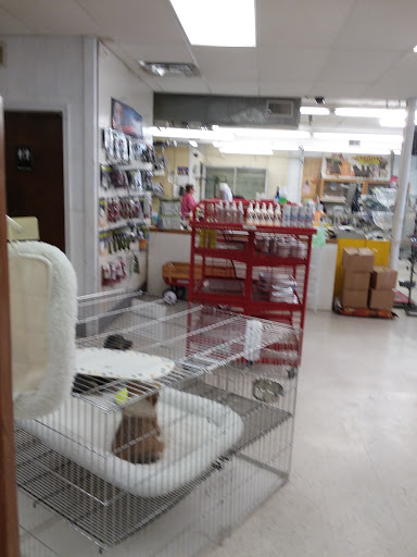 Pet Supply Store «Pet Haven», reviews and photos, 2524 W 13th St N, Wichita, KS 67203, USA