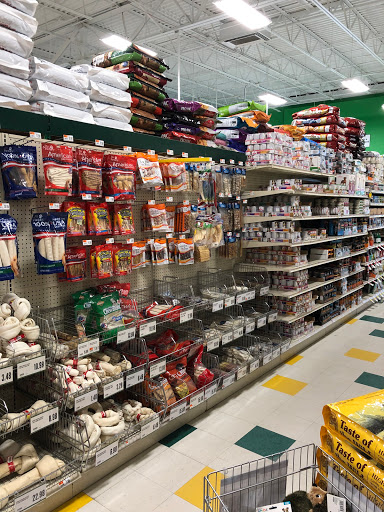 Pet Supply Store «Pet Supplies Plus», reviews and photos, 2057 S Telegraph Rd, Bloomfield Hills, MI 48302, USA