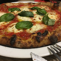 Pizza du Restaurant italien Farina : Pizzeria e cucina italiana à Colombes - n°15