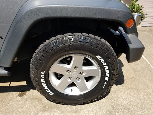 Tire Shop «Discount Tire Store - Woodstock, GA», reviews and photos, 160 Woodstock Square Ave, Woodstock, GA 30189, USA