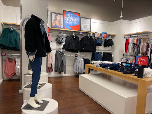 Clothing Store «Gap Outlet», reviews and photos, 1600 Saratoga Ave, San Jose, CA 95129, USA