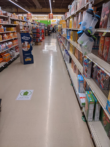 Supermarket «Giant Eagle Supermarket», reviews and photos, 27264 Lorain Rd, North Olmsted, OH 44070, USA