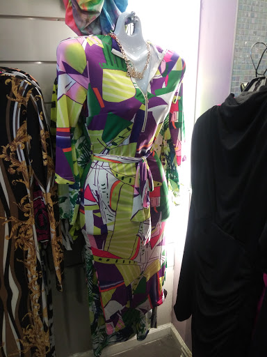 Fashion Accessories Store «Hot Point International Fashions», reviews and photos, 342 E Fordham Rd, Bronx, NY 10458, USA