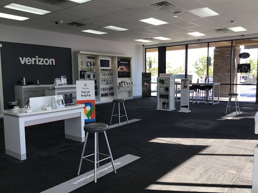 Cell Phone Store «GoWireless Verizon Authorized Retailer», reviews and photos, 3811 E Foothill Blvd, Pasadena, CA 91107, USA