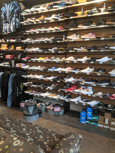 Clothing Store «Zumiez», reviews and photos, 3065 NY-50, Saratoga Springs, NY 12866, USA