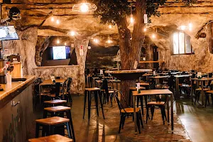 La Grotta Degli Elfi Cuneo Pub Ristorante Birreria image
